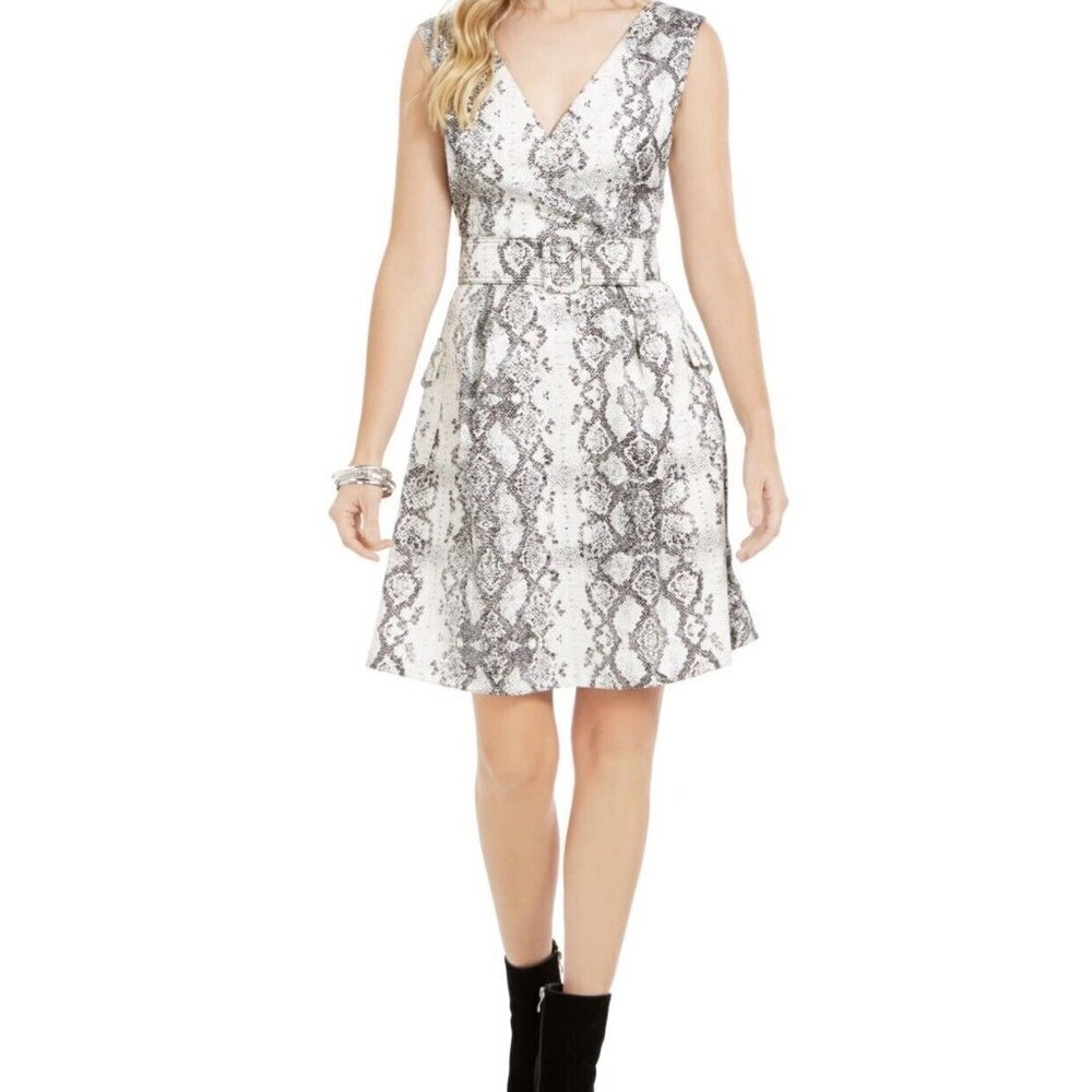 NW)T JULIA JORDAN White Black Snakeskin Print Faux Wrap Belted Mini Dress Size 2
